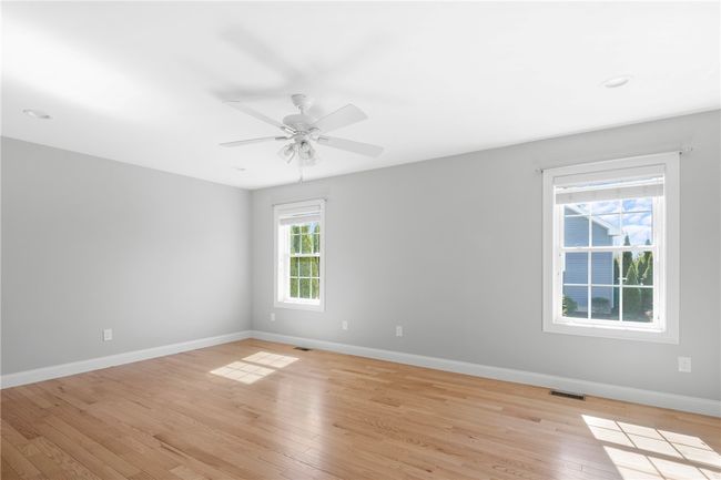 5 - 5 Thelma Ln, Condo with 2 bedrooms, 3 bathrooms and 4 parking in Middletown RI | Image 25