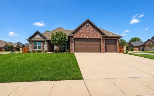 4601 West Langmead Drive, Rogers, AR, 72758 | Card Image