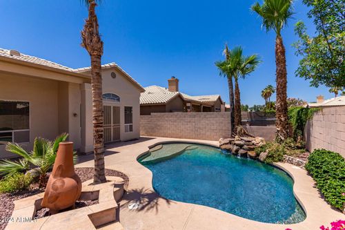 8924 E Captain Dreyfus Ave, Scottsdale, AZ, 85260-7628 | Card Image