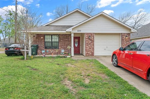 220 E Glenwood St, Mabank, TX, 75147-9414 | Card Image
