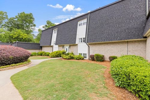 5145 Chemin De Vie, Atlanta, GA, 30342-2546 | Card Image