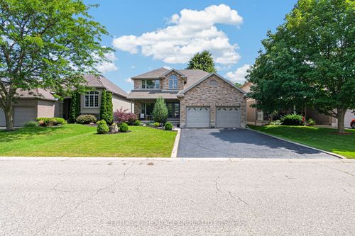 224 Dundas Street W, Brant, ON, N3L4H2 | Card Image