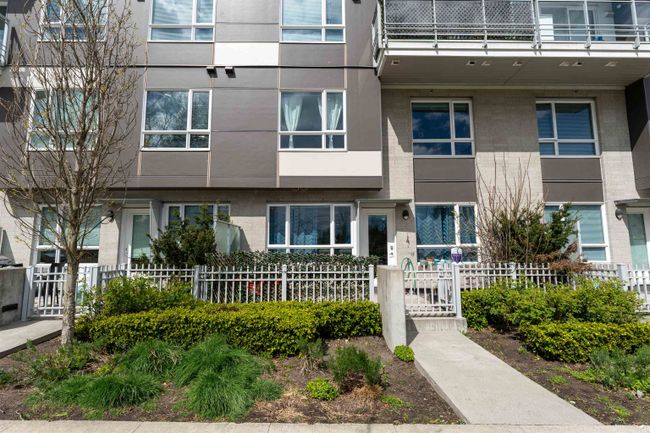 TH3 - 10581 140 Street, Townhouse with 3 bedrooms, 2 bathrooms and 2 parking in Surrey BC | Image 2