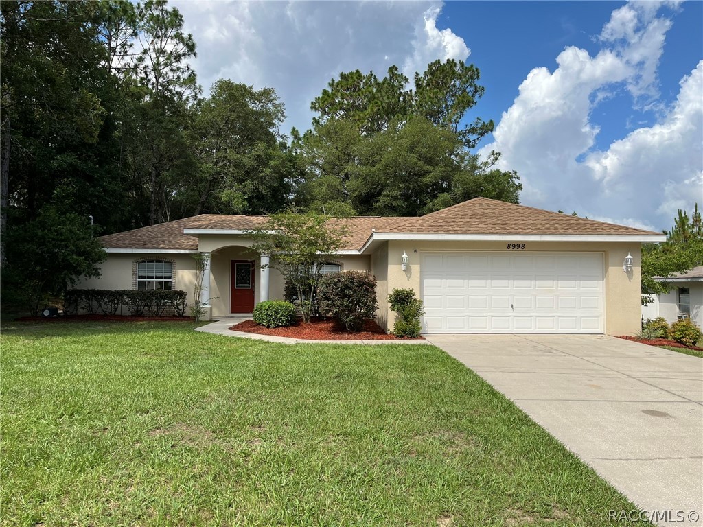 Travis Dr, Citrus Springs, FL 34434