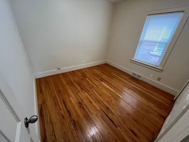 928 Nottingham Rd, House other with 2 bedrooms, 1 bathrooms and null parking in Grosse Pointe Park MI | Image 5