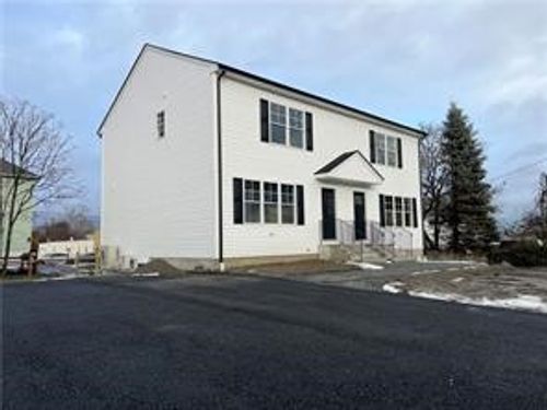 80 Phenix Ave, Cranston, RI, 02920-4245 | Card Image