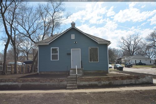 100 Main St, Sioux City, IA, 51103-4929 | Card Image