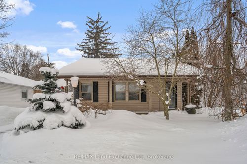 360 Boulton St, Palmerston, ON, N0G2P0 | Card Image