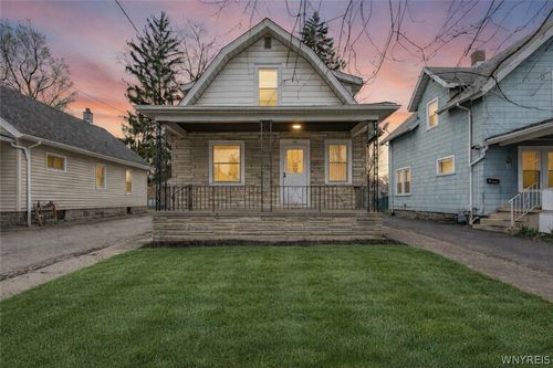 216 74th Street, Niagara Falls, NY, 14304 | Card Image