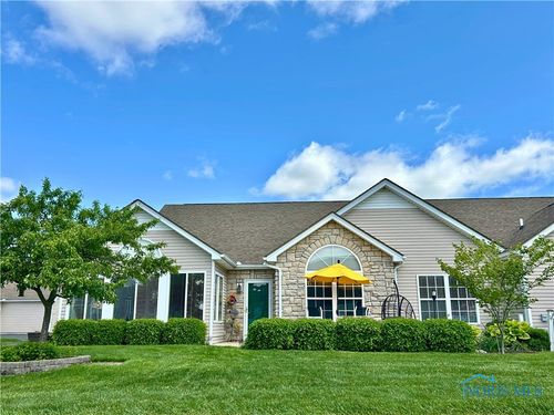 8330-8330 Ledgestone Ave, Sylvania, OH, 43560-9881 | Card Image