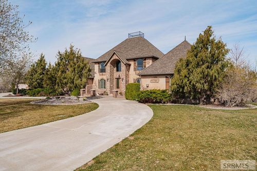 5167 E 65th S, Idaho Falls, ID, 83406-8272 | Card Image