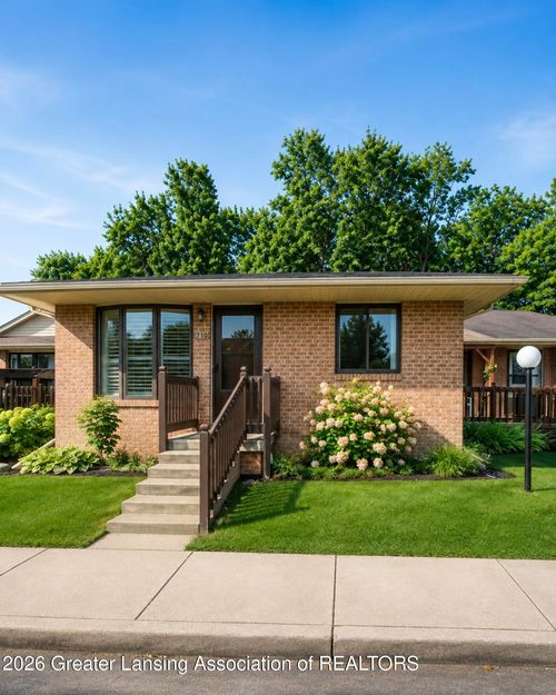 57-239 S Bonnie Brook Dr, Charlotte, MI, 48813 | Card Image