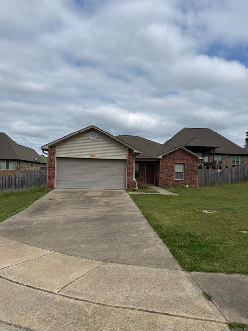3013 Wildwood Dr, Benton, AR, 72015-4794 | Card Image