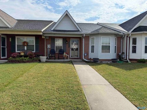 3243 Fieldstone Dr Sw, Decatur, AL, 35603-3173 | Card Image