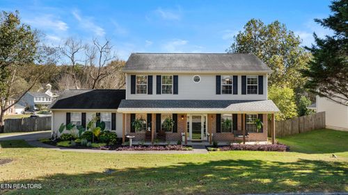 8223 Jack Russell Ct, Powell, TN, 37849-3077 | Card Image