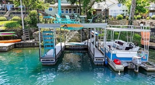 25 Beach Dr, Lake Tapawingo, MO, 64015-9653 | Card Image