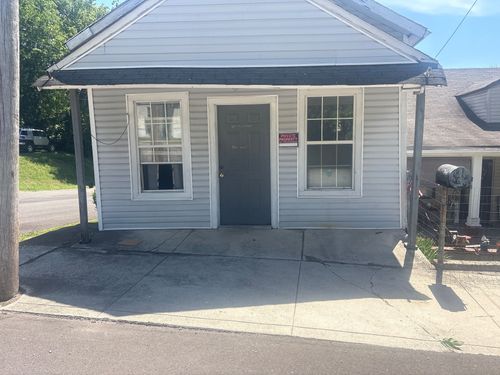 1401A S Main St, Columbia, TN, 38401-3739 | Card Image