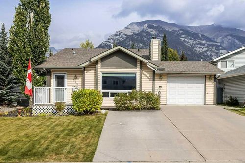 319 Hoodoo Crescent, Canmore, AB, T1W1A8 | Card Image