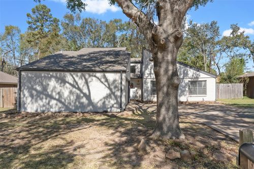 1603 Cantrell Blvd, Conroe, TX, 77301-4007 | Card Image