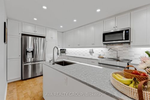 106 Stratas Crt, Kanata, ON, K2L3K4 | Card Image