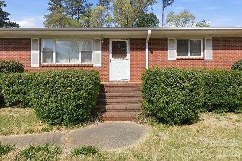 4108 Terry Ter, Matthews, NC, 28105-3641 | Card Image