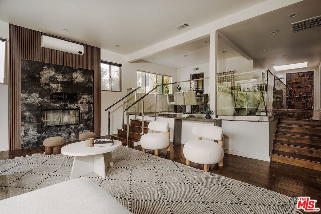 Residential Income in Los Angeles 5