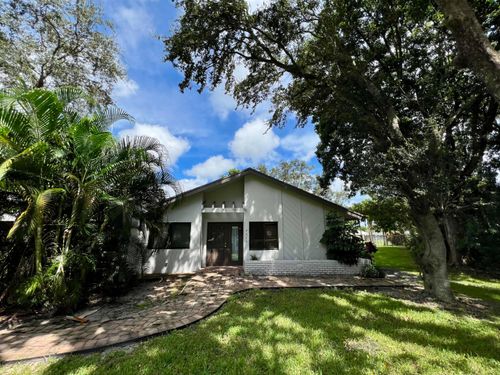 4075 Palm Forest Dr N, Delray Beach, FL, 33445-5703 | Card Image