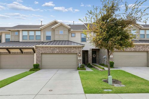 17717 Sage Ln, Dallas, TX, 75252-8032 | Card Image