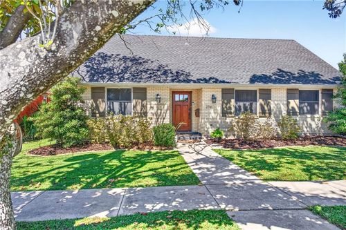 2716 Belmont Pl, Metairie, LA, 70002-6906 | Card Image