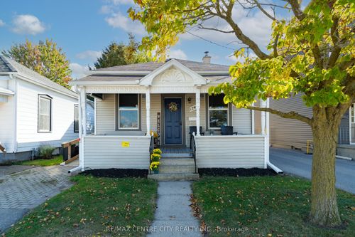 174 Centre St, Saint Thomas, ON, N5R3A4 | Card Image