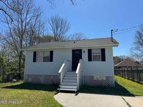 2306 Lewis Ave, Pascagoula, MS, 39567-4440 | Card Image