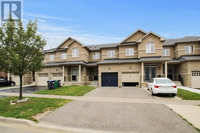 37 Teal Pl, Townhouse with 3 bedrooms, 4 bathrooms and 2 parking in Barrie ON | Image 1