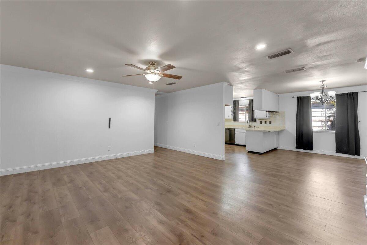 Residential in Shasta Lake 4