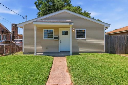 1720 Plaza Dr, Marrero, LA, 70072-3346 | Card Image