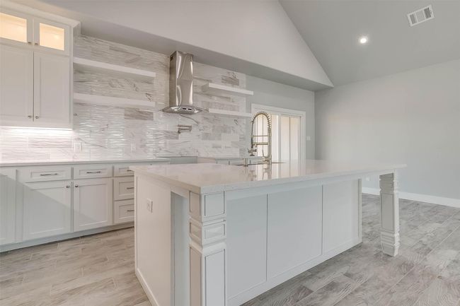 580 Highview Ct, House other with 4 bedrooms, 3 bathrooms and null parking in Godley TX | Image 8