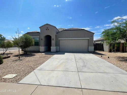 10487 E Cliffrose Ln, Florence, AZ, 85132-7196 | Card Image