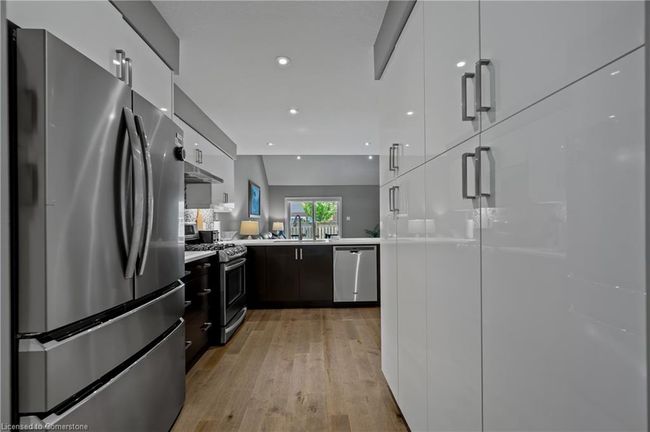 32 Westminster Cres, Townhouse with 2 bedrooms, 4 bathrooms and 4 parking in Fergus ON | Image 17