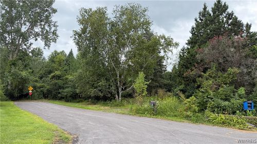 400 Glengrove Road, Porter, NY, 14174 | Card Image