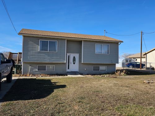 160 S Center St, Wellington, UT, 84542-9749 | Card Image