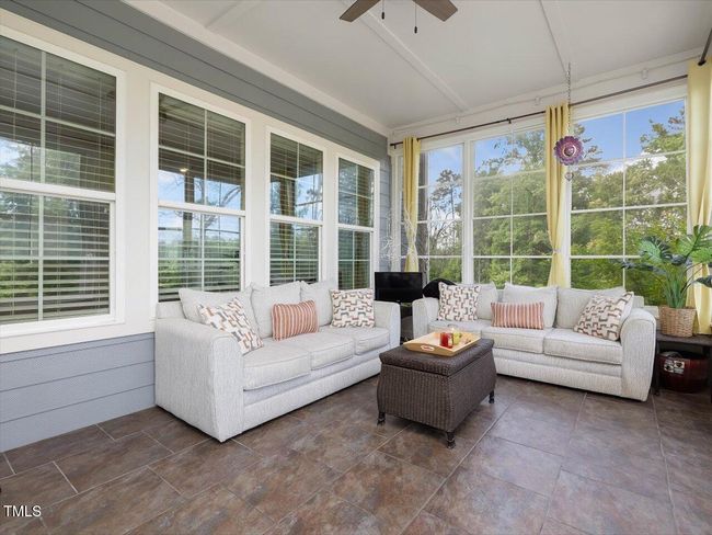 030-Enclosed Porch | Image 27