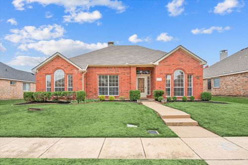1517 Willowross Dr, Lewisville, TX, 75077-3705 | Card Image