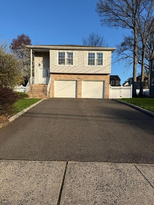 518 Downer St, Westfield, NJ, 07090-4113 | Card Image