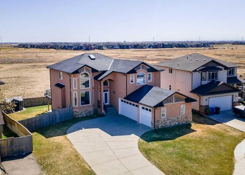 {{alt}} | Card Image