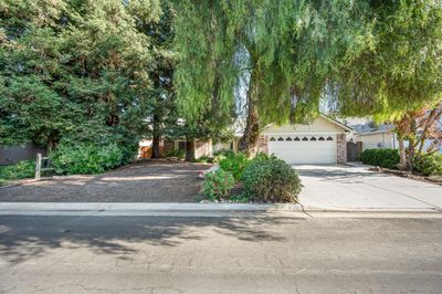 8292 N Dearing Avenue, House other with 3 bedrooms, 0 bathrooms and null parking in Fresno CA | Image 2