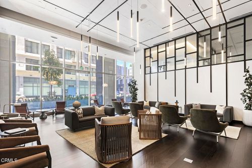 apt-911-400 S Broadway, LOS ANGELES, CA, 90013-2790 | Card Image