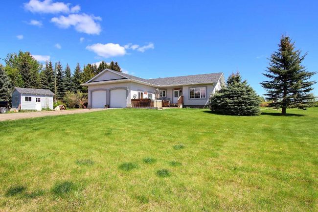 30-5139 27 Highway, Home with 5 bedrooms, 3 bathrooms and 4 parking in Rural Mountain View County AB | Image 3
