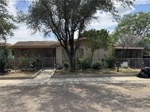 1003 N Portscheller St, Roma, TX, 78584-5625 | Card Image