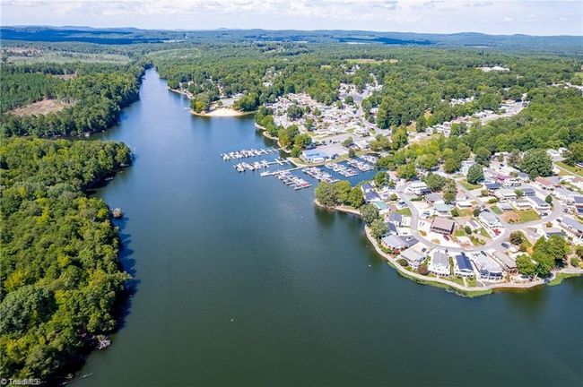 145 Badin Lake Cir, House other with 3 bedrooms, 3 bathrooms and null parking in New London NC | Image 34