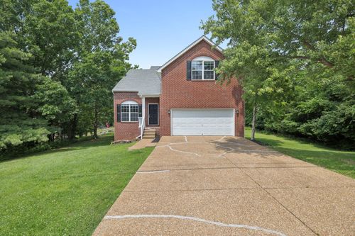 2300 Devonshire Dr, Old Hickory, TN, 37138-1640 | Card Image