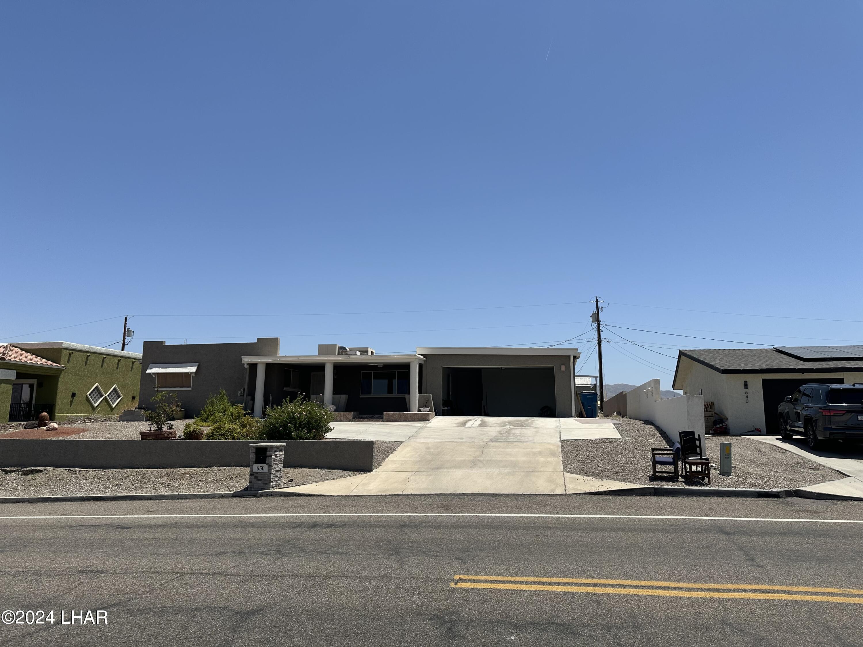 Empress Dr, Lake Havasu City, AZ 86403